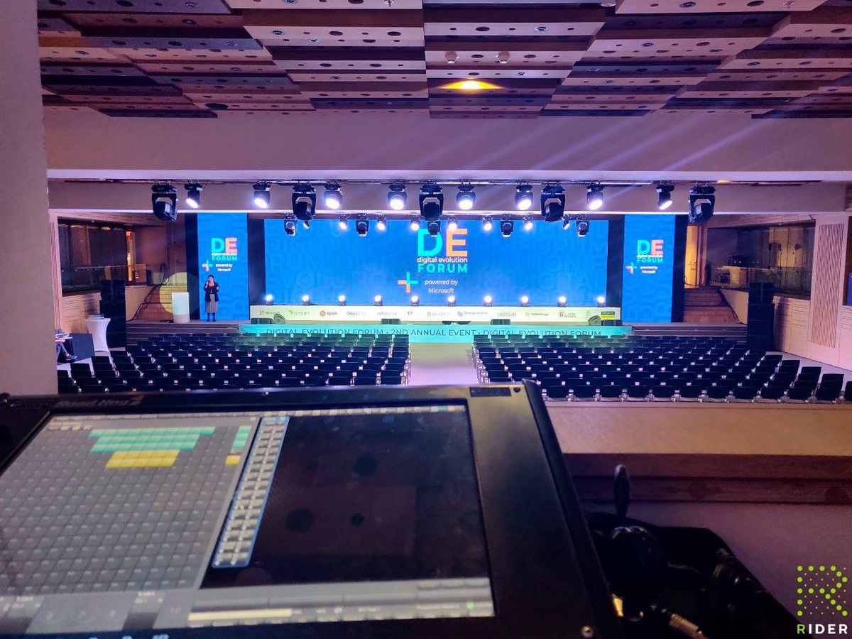 Digital Evolution Forum 2018 - фото №5 Digital Evolution Forum 2018 - фото №5