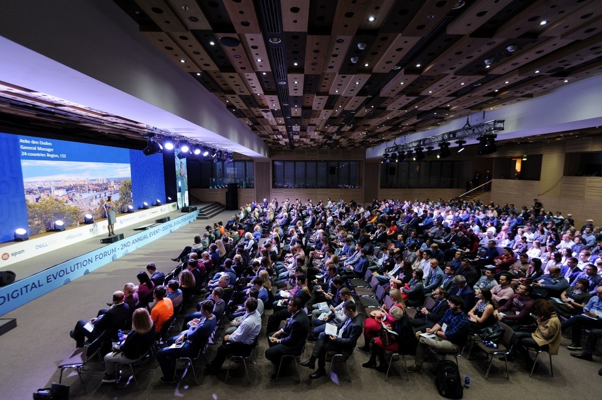 Digital Evolution Forum 2018 - фото №1 Digital Evolution Forum 2018 - фото №1